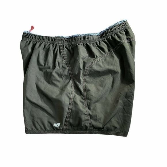 New Balance Running Shorts Size Large - Picture 3 of 5